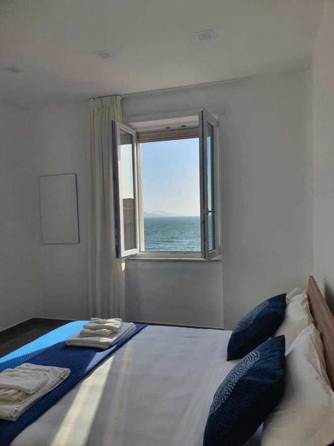 Deviveschi Guest House Castellammare di Stabia Bagian luar foto